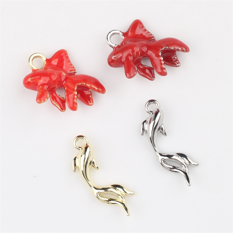 Men Accessories Locket - 送料無料 50 ピース/ロットドロップオイル動物漫画魚の形金魚合金フローティングロケットチャーム diy ジュエリー衣服アクセサリー