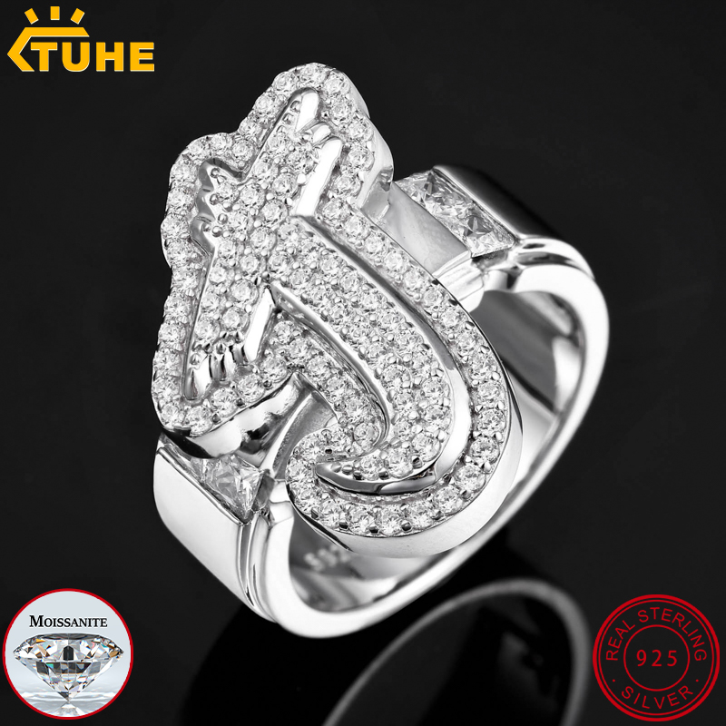 Men Accessories In Silver - TUHE アイスアウト モアサナイト カスタムレターリング 925シルバー パーソナライズ