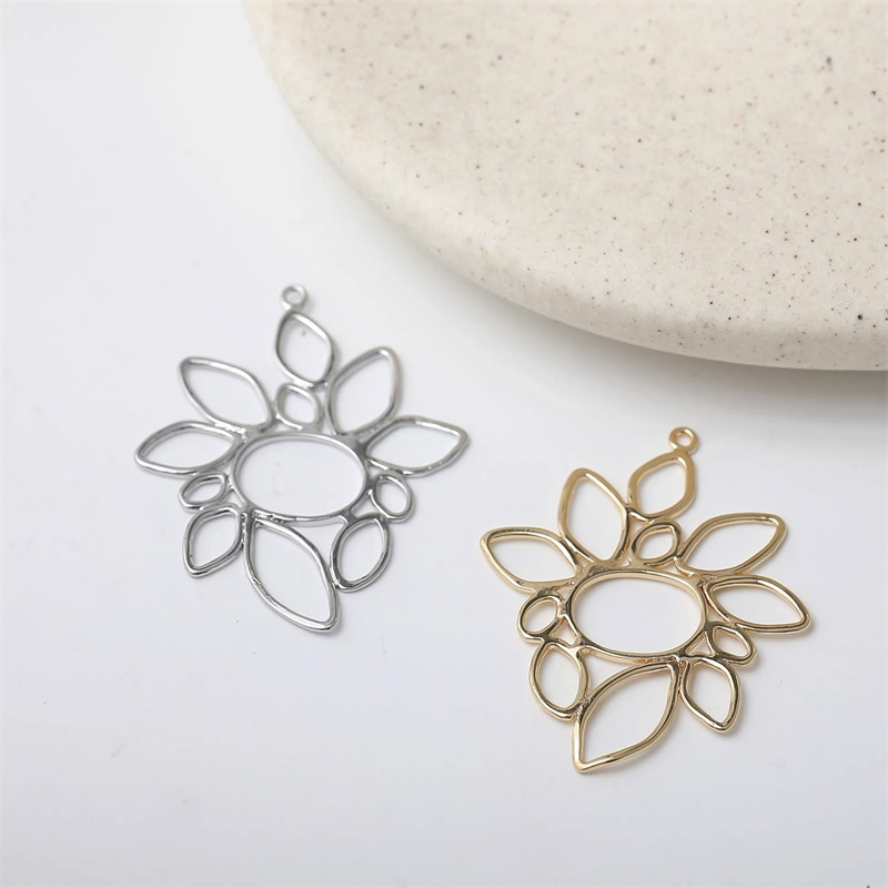 Men Accessories Locket - 新到着 40 ピース/ロットカラープリント漫画の花の形の銅フローティングロケットビーズ diy ジュエリー衣服ヘアアクセサリー