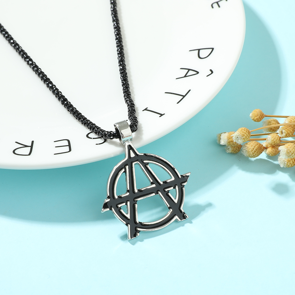 Men Accessories Pendant - 映画アベンジャーズシンボル文字 A ロゴネックレスヴィンテージアナーキーシンボル黒色ペンダント男性用ジュエリーアクセサリーギフト