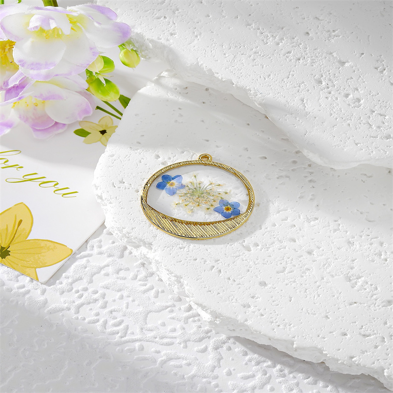 夏スタイル 30 ピース/ロットカラー花コアジオメトリラウン - Men Accessories Locket のレビューと価格