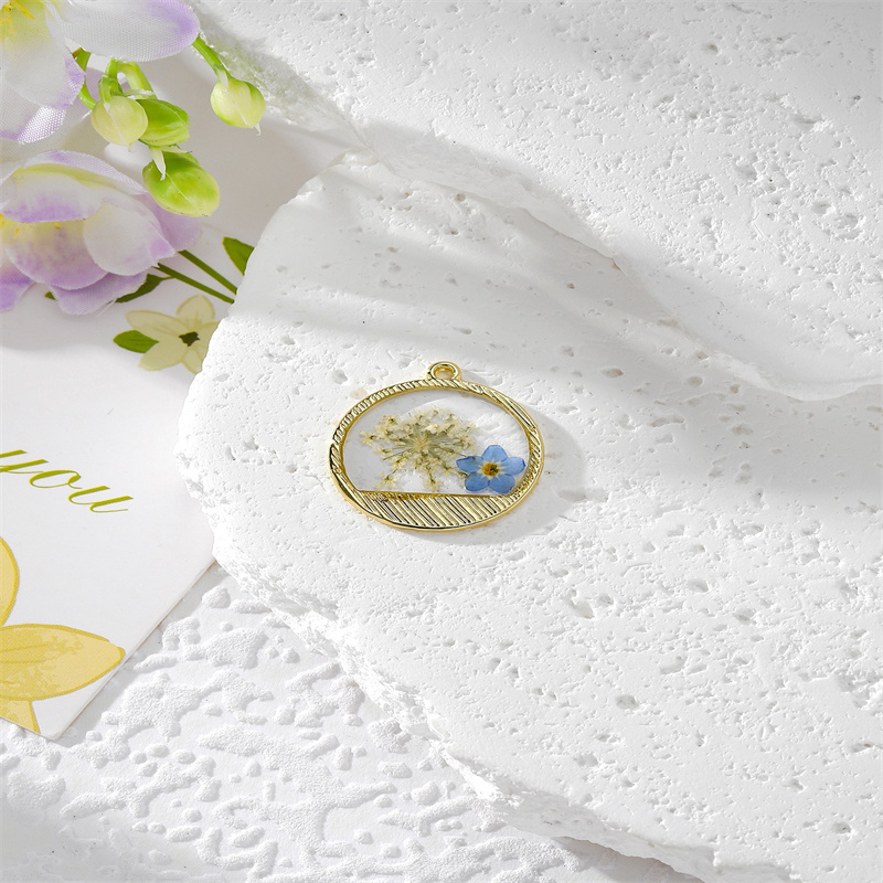 夏スタイル 30 ピース/ロットカラー花コアジオメトリラウン - Men Accessories Locket のレビューと価格