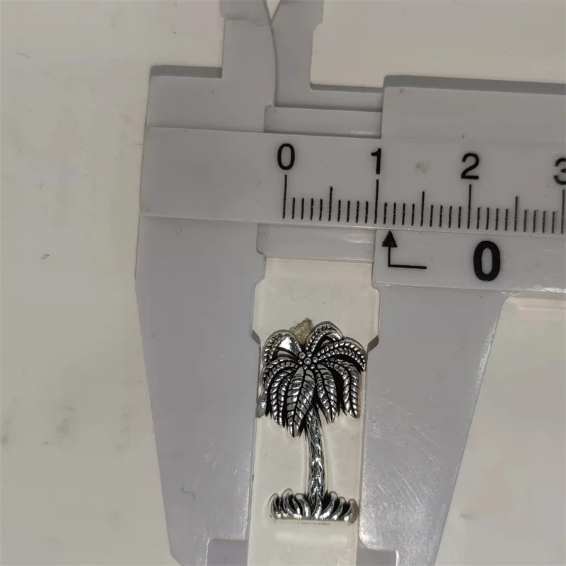 クリエイティブシルバーココナッツツリー DIY 合金バッジ  - Men Accessories In Silver のレビューと価格